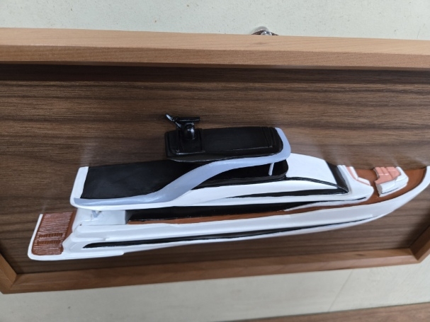 クルーザー飾り額の写真