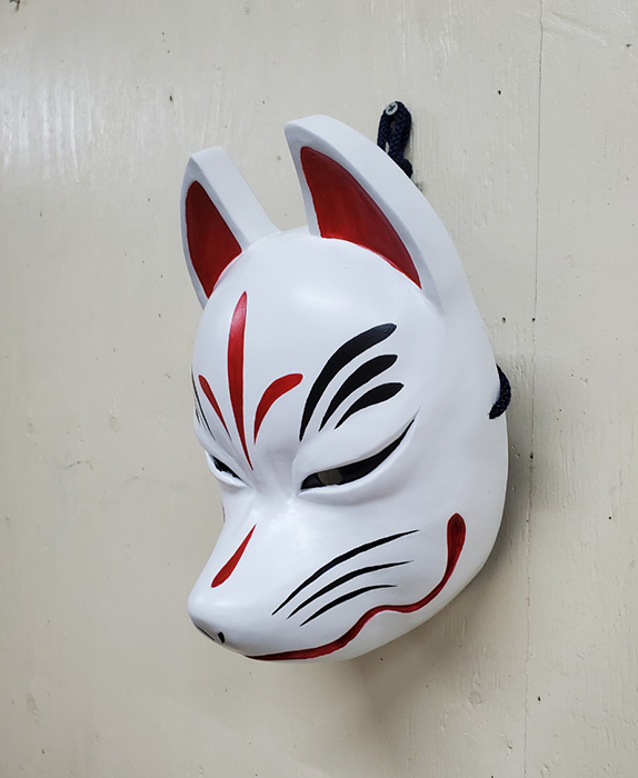 狐のお面の写真