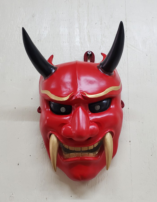 鬼のお面の写真