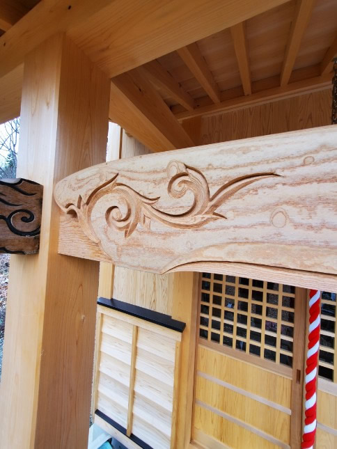 こうりょう唐草彫りの写真