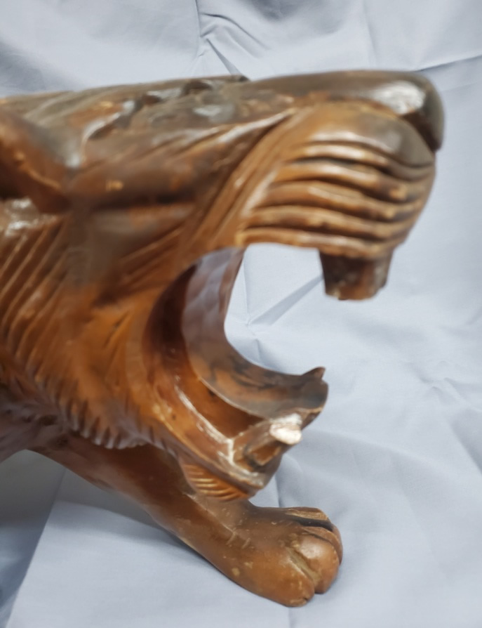 虎の置物の写真