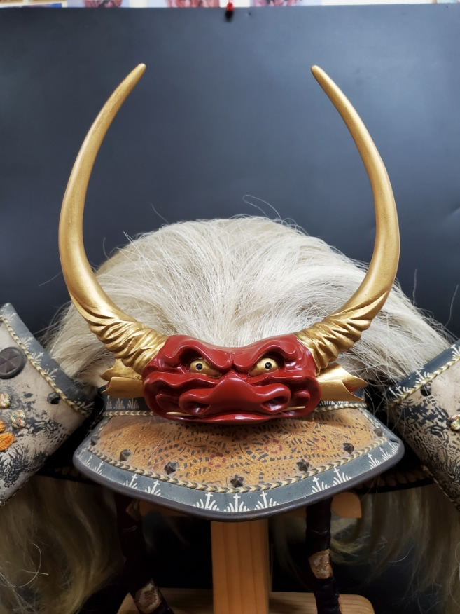 武田信玄  兜のまえ飾りの写真